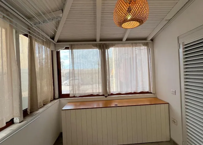 Ndoja S Apartamento *